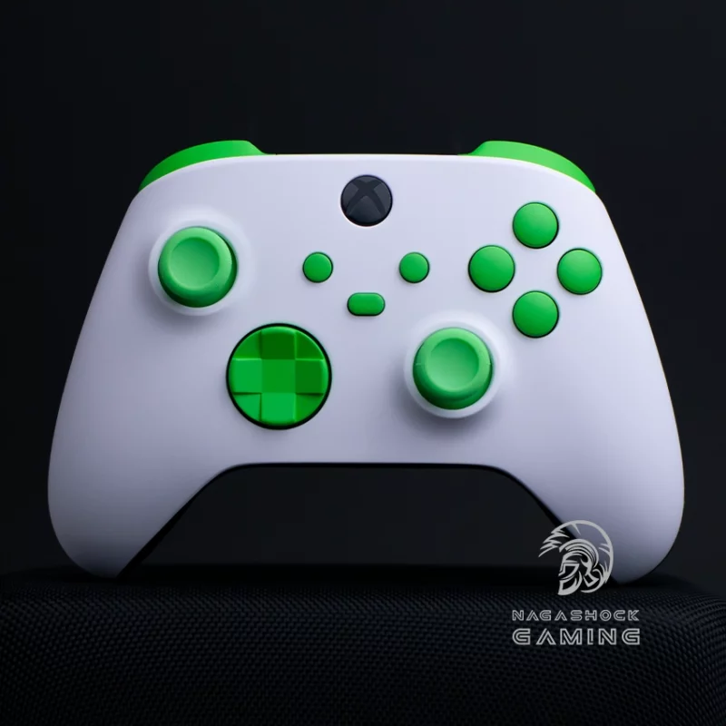 Xbox Series X PRO Custom Controller in color white with green buttons and thumbsticks